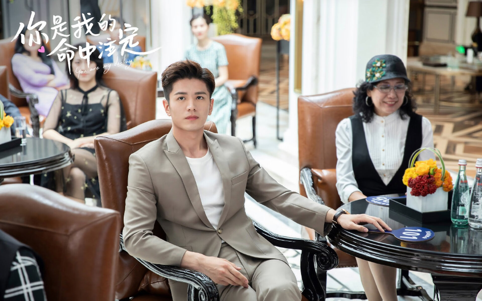 湖人夏训营开放日吸引大量家长，湖人训练营什么时候开始