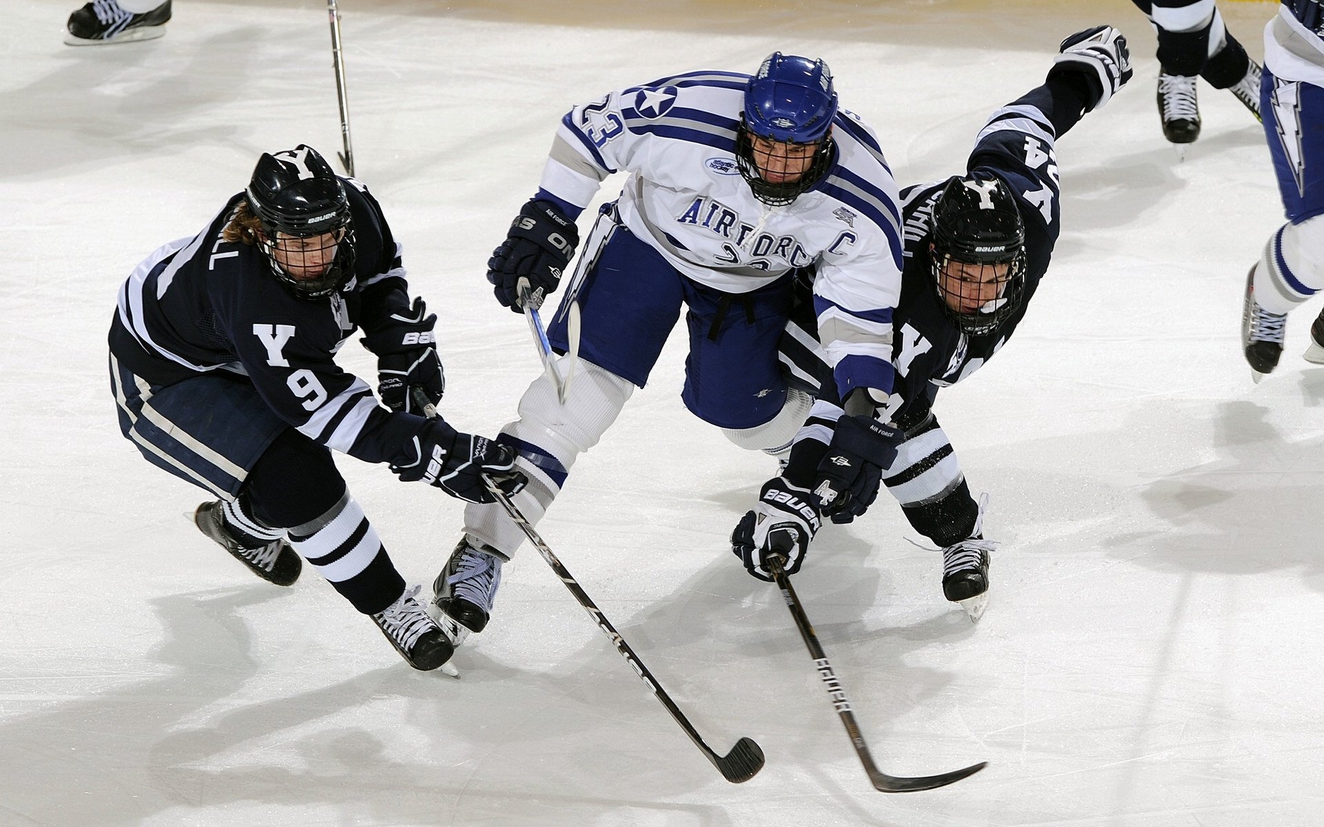《硬核玩家的背后：高水平操作的秘密》，硬核玩家怎么描述